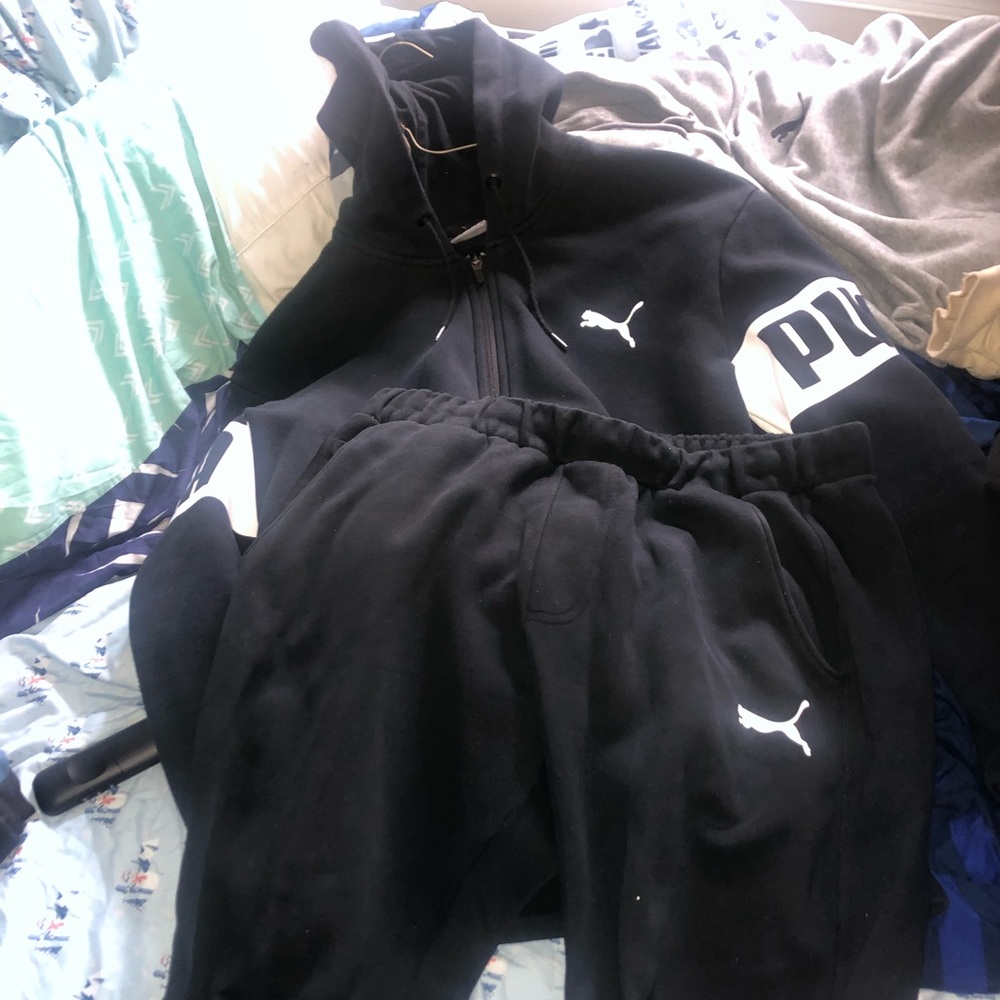 Puma sweatsuit